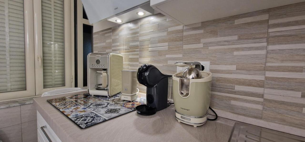 Appartamento B&B La Dimora Di Parthenope Neapel Exterior foto